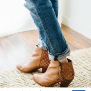 Sam Edelman Lucille booties tan leather women’s size 10